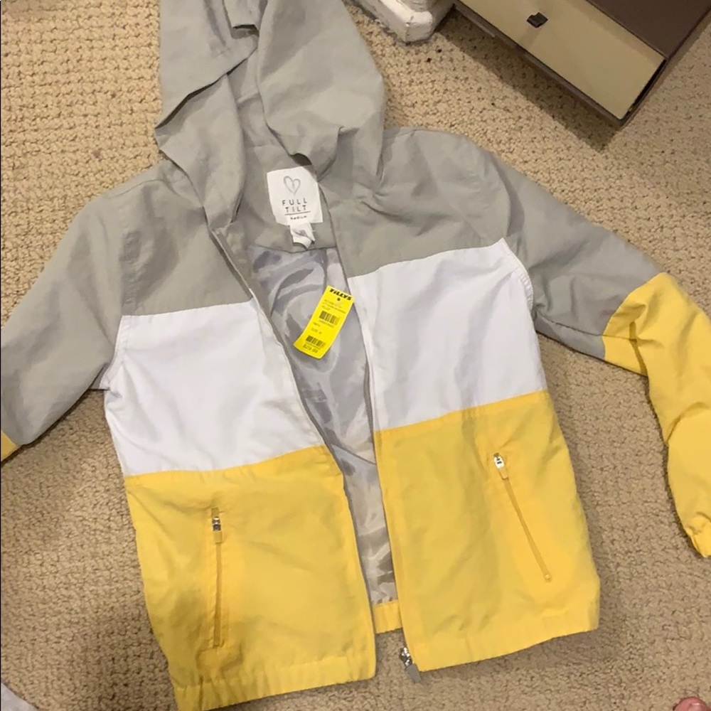 Super cute sold out Tillys Color Block Breaker
